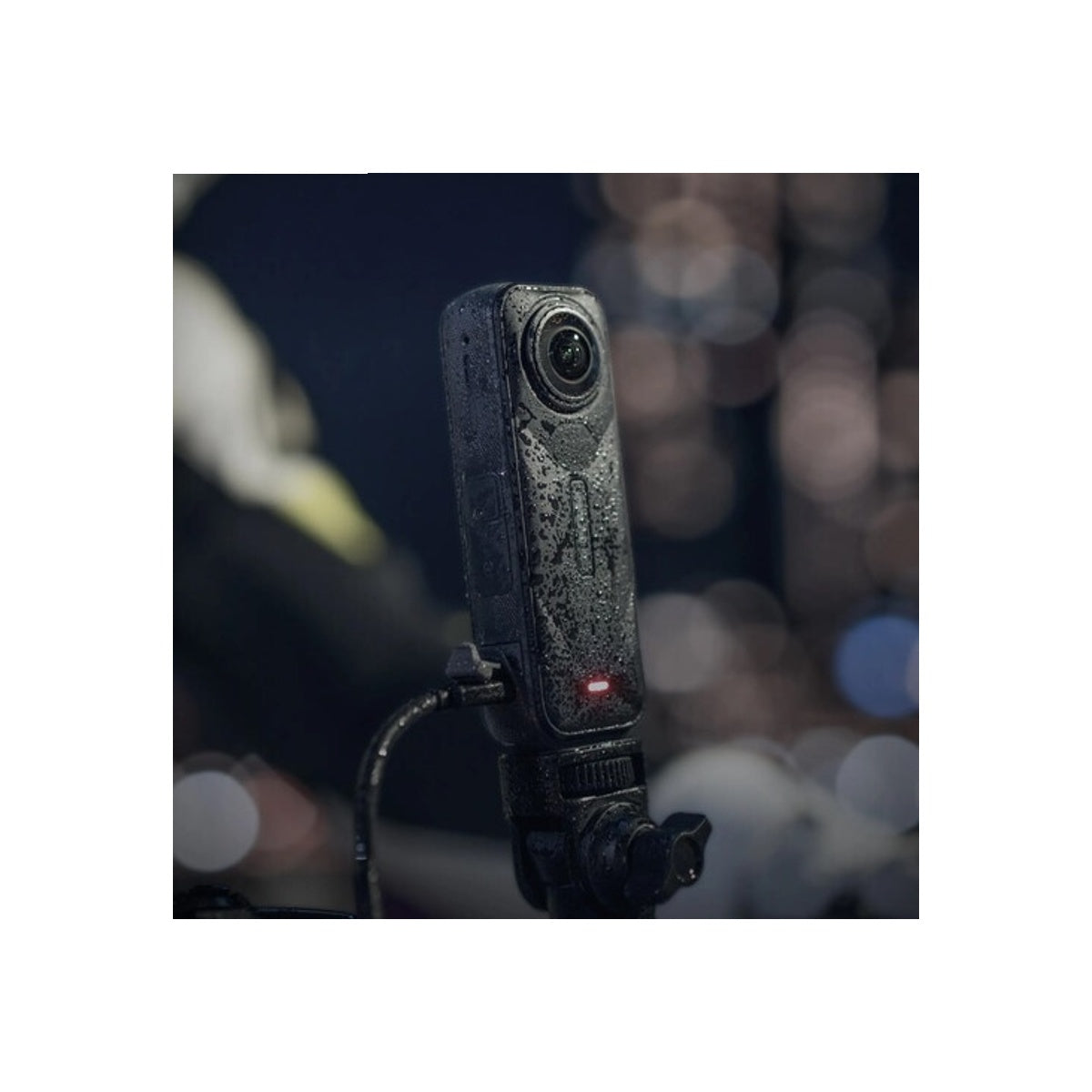 Insta360 X5 All-Weather USB Charging Cover Action Cam All Weather