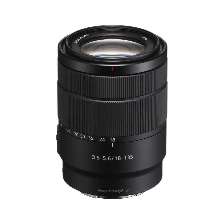 Sony E 18-135mm f/3.5-5.6 OSS
