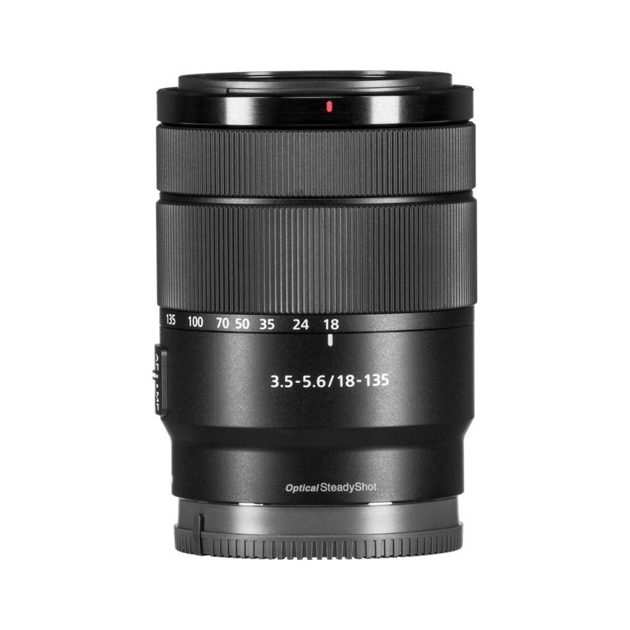 Sony E 18-135mm f/3.5-5.6 OSS