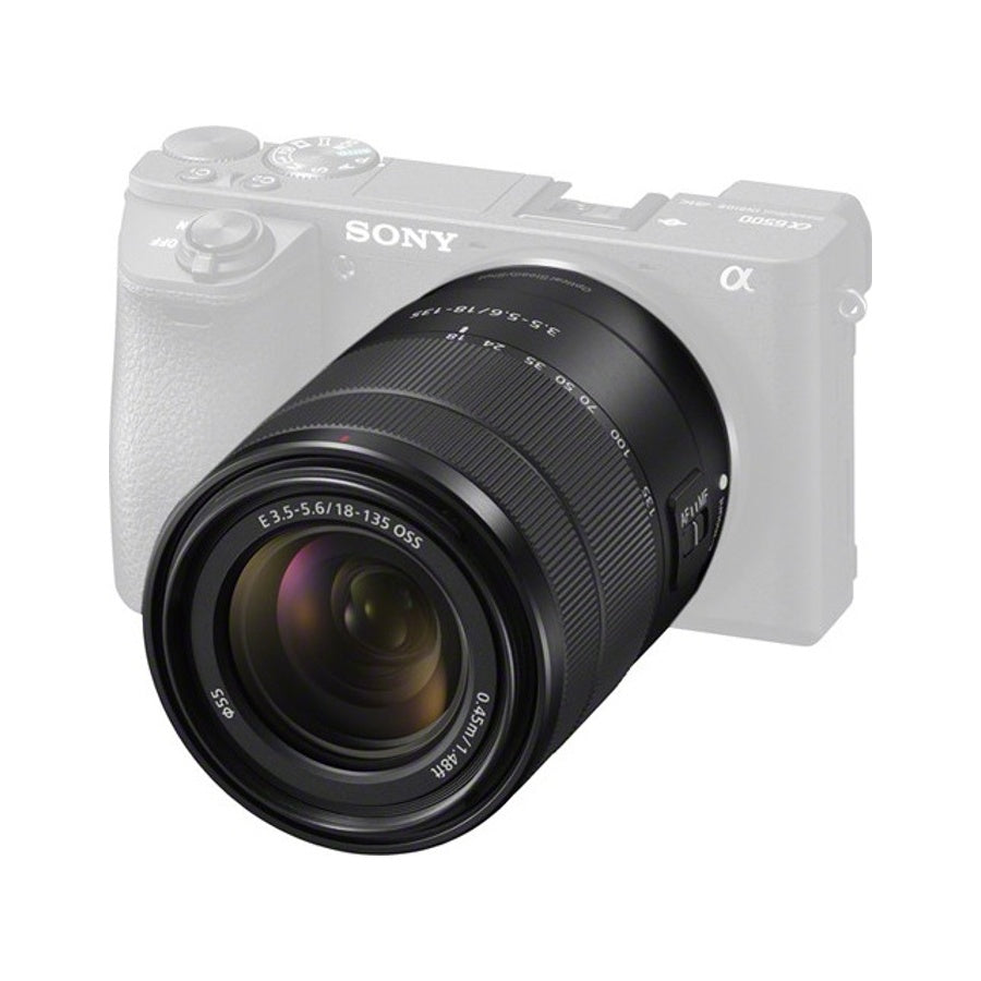 Sony E 18-135mm f/3.5-5.6 OSS