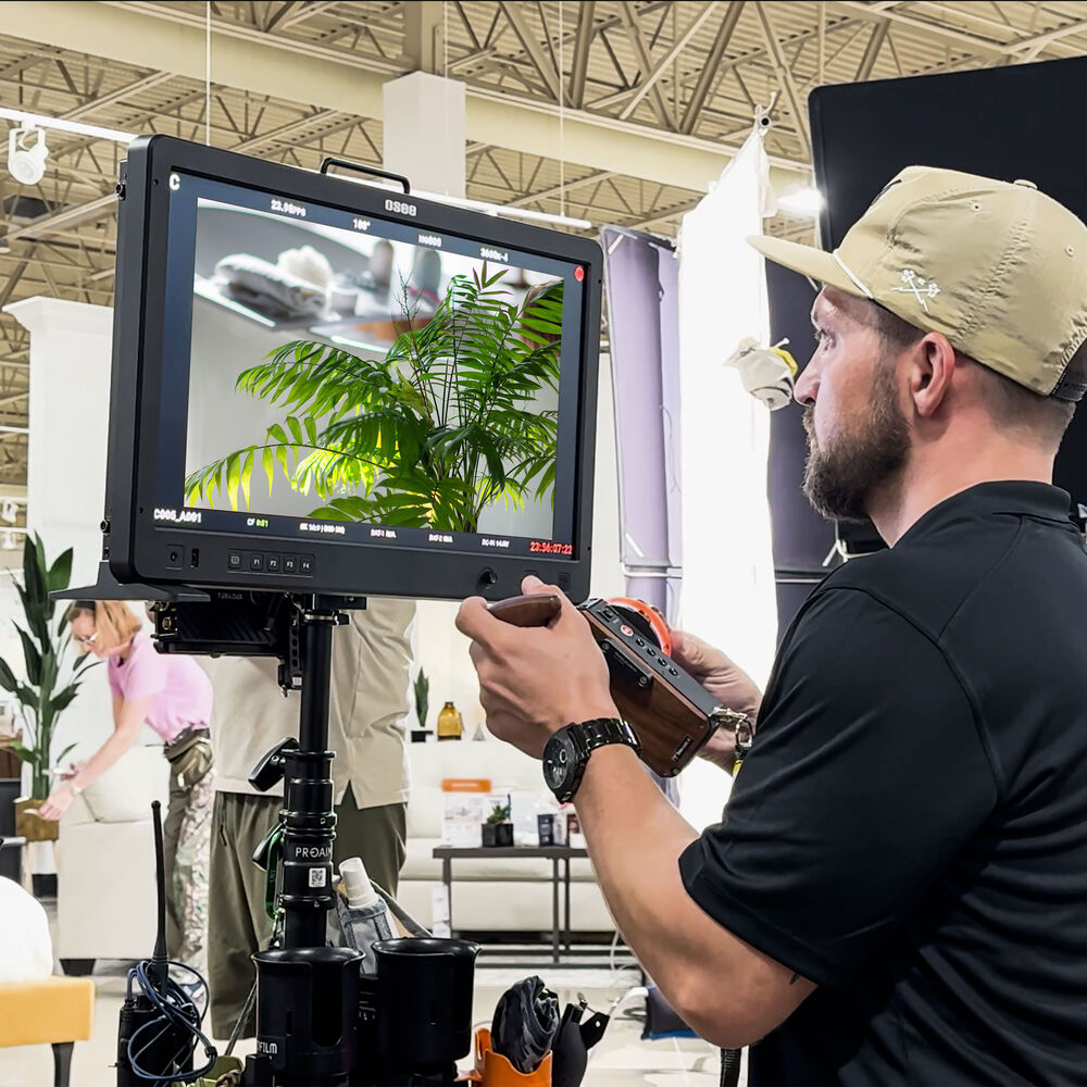 OSEE Mega 22S4 KIT Field & Production Monitors