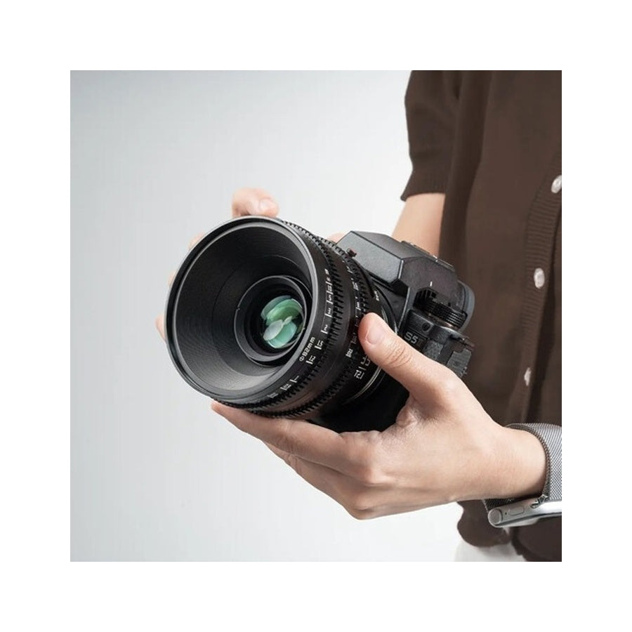 TTArtisans 50mm T2.1 Dual Bokeh for Panasonic Leica L Fullframe Cine Lens